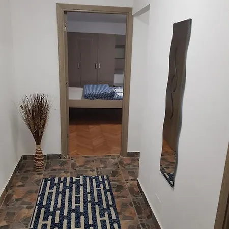 La Zoli - Apartament 1 Cam, Zona Freidorf Cu Parcare Publica * Timisoara