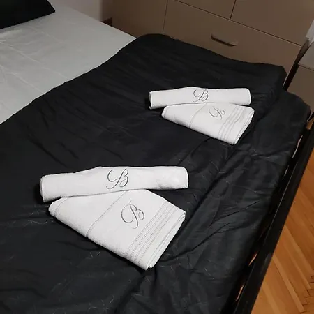 La Zoli - Apartament 1 Cam, Zona Freidorf Cu Parcare Publica *